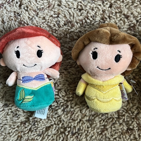 BRAND NEW Itty Bittys 5-piece Disney Princess Exclusive set only at Hallmark!! - Picture 4 of 8